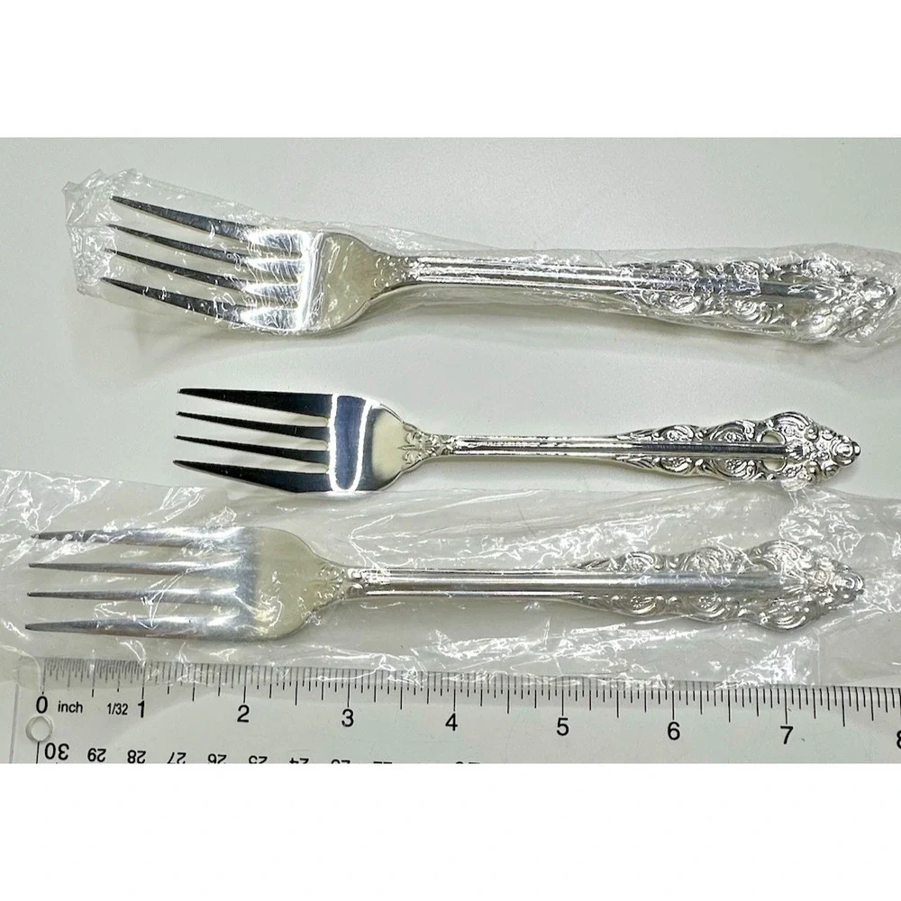 Ecko Eterna Lillianne Silver Plate Flatware 2 Dinner Forks 1 Salad Fork New